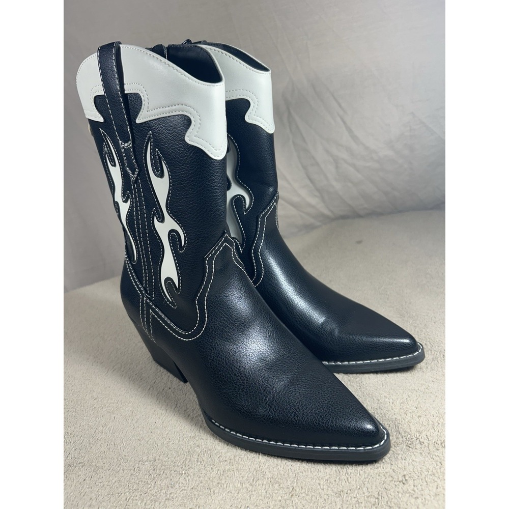 Universal Thread Xena Flame Pointed Toe Western cowboy Boots Black White size 7